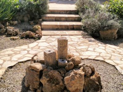 PORRERES: Charmantes ländliches Anwesen mit Ferienvermietungslizenz (ETV), Brunnen und Weinstöcken