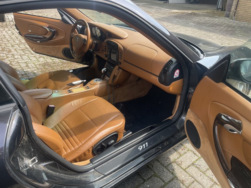 Porsche 911 Limited Millennium Edition