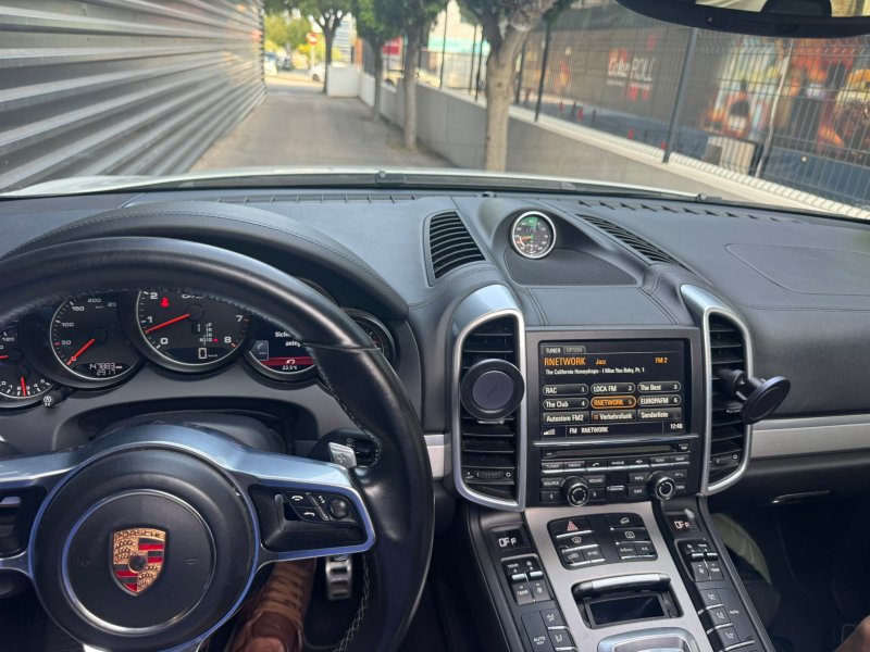 Porsche Cayenne GTS (958.2)