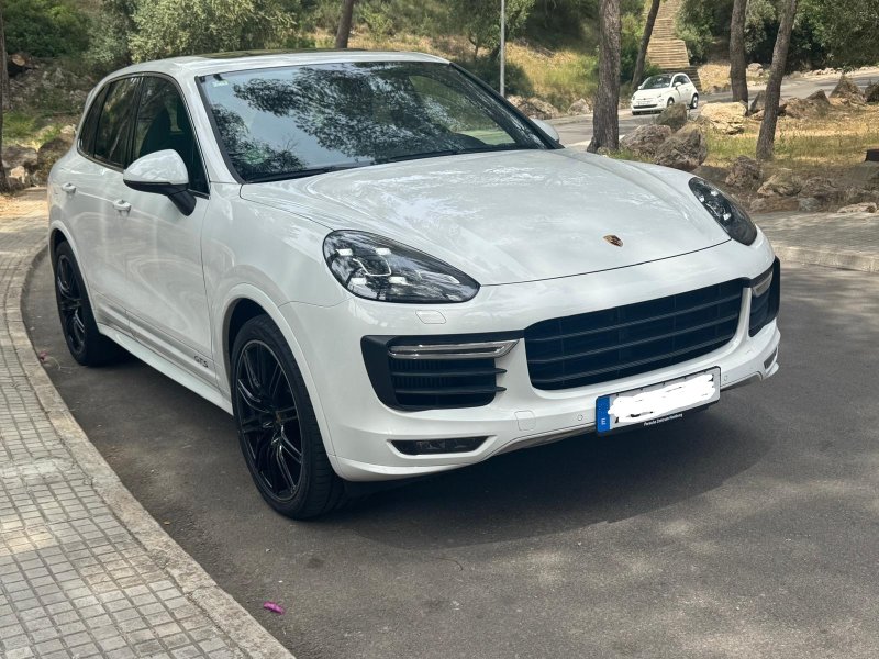 Porsche Cayenne GTS (958.2)