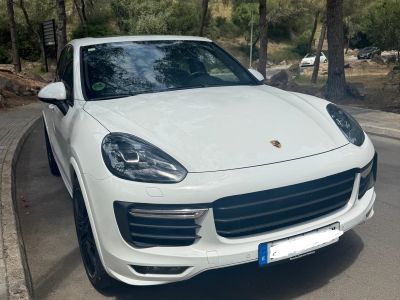Porsche Cayenne GTS (958.2)