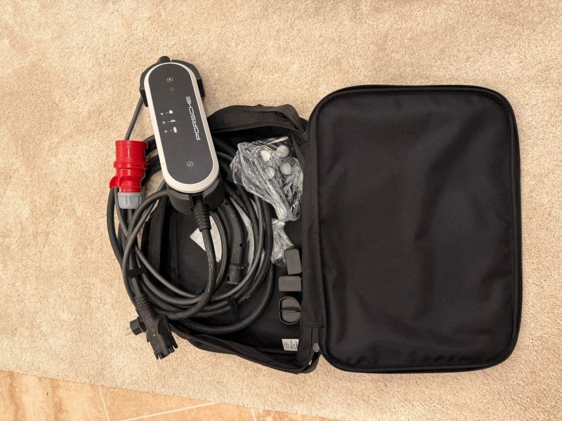 Porsche Mobile Charger Plus (11 kW) | como nuevo | completo con accesorios