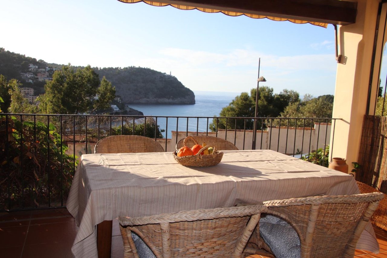 Port de Sóller: Apartment mit Meer-, Bucht- und Leuchtturmblick