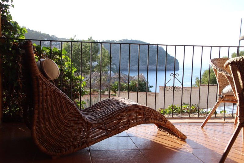 Port de Sóller: Apartment with sea, bay and lighthouse views