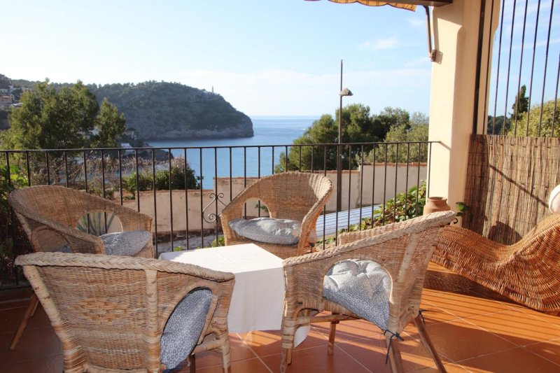 Port de Sóller: Apartment with sea, bay and lighthouse views
