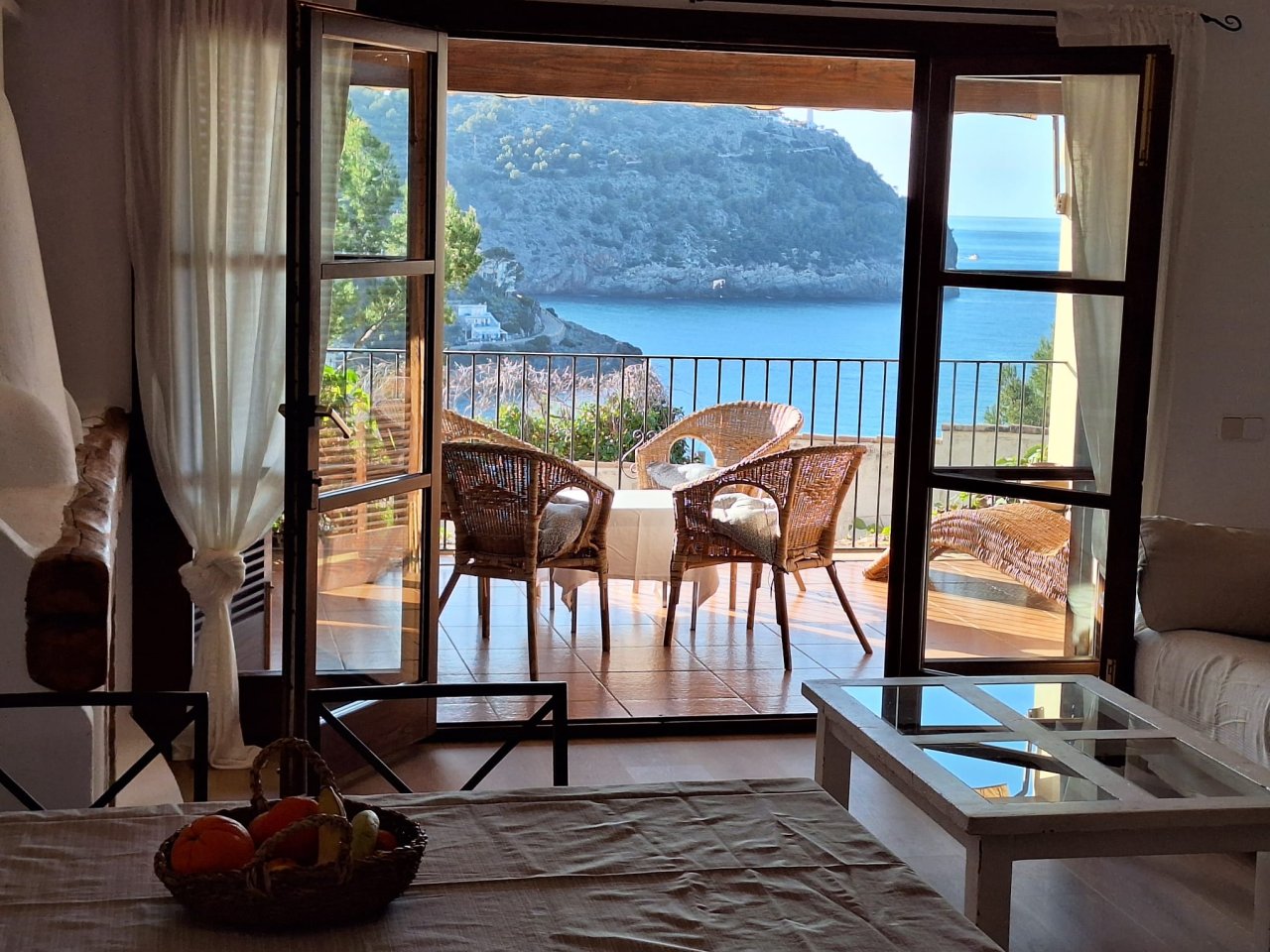Port de Sóller: Apartment with sea, bay and lighthouse views
