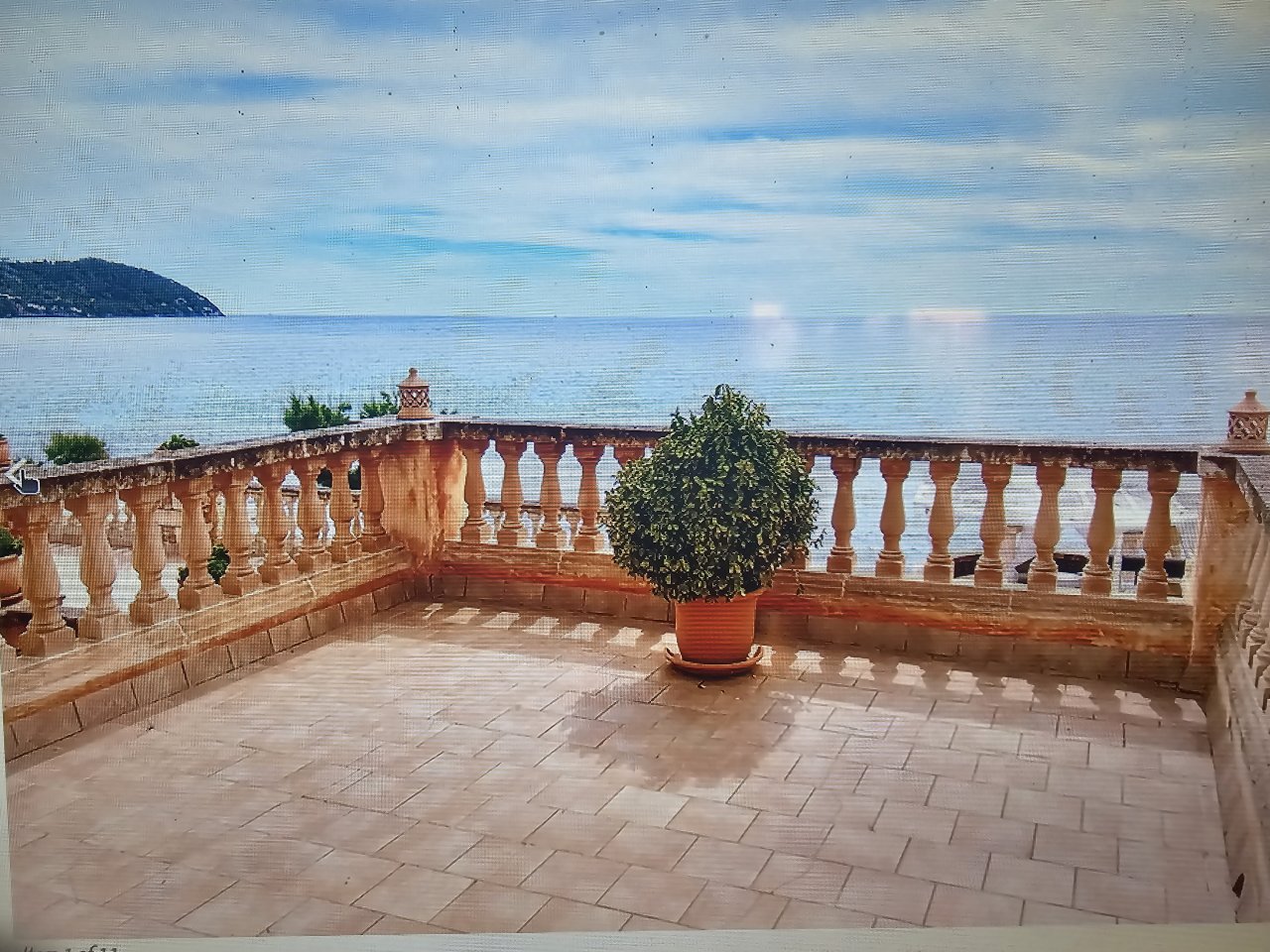 Portverd - 1st Line XL Terrace available from summer