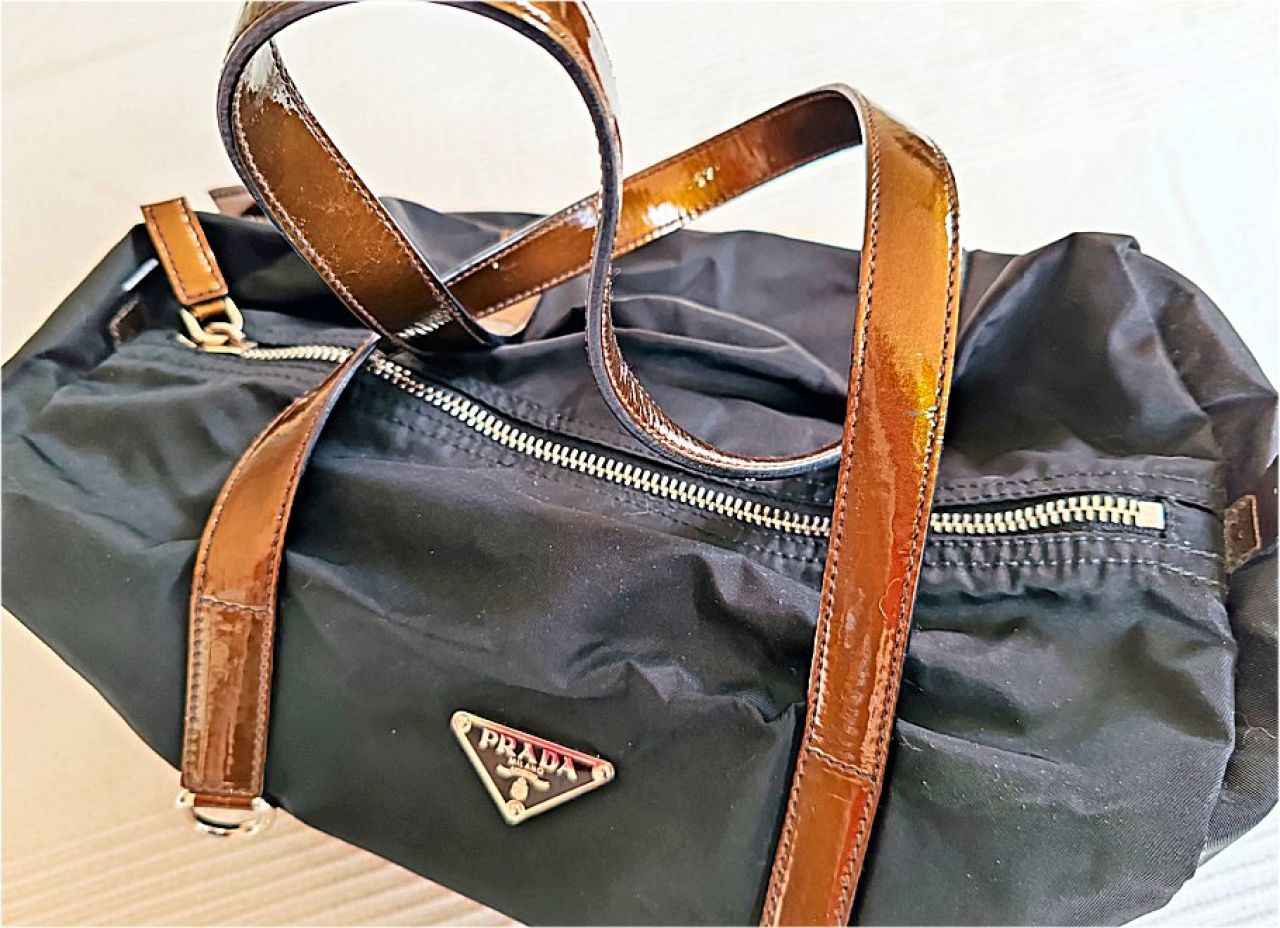 Prada Bauletto Tasche, Farbe: schwarz