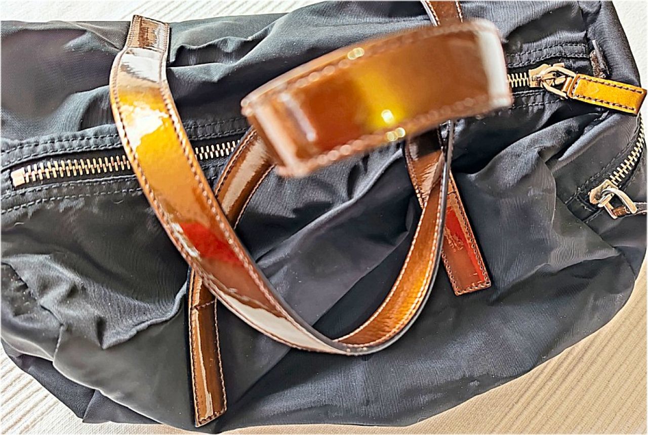 Prada Bauletto Tasche, Farbe: schwarz