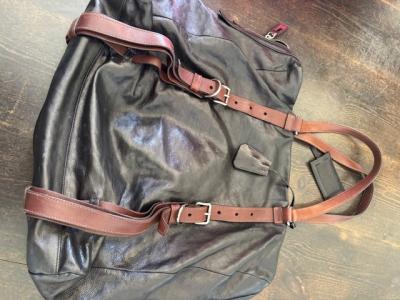 PRADA Leder Schultertasche