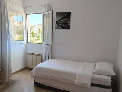 PRÄCHTIGE VILLA MIT POOL  EXKLUSIVE MIETE