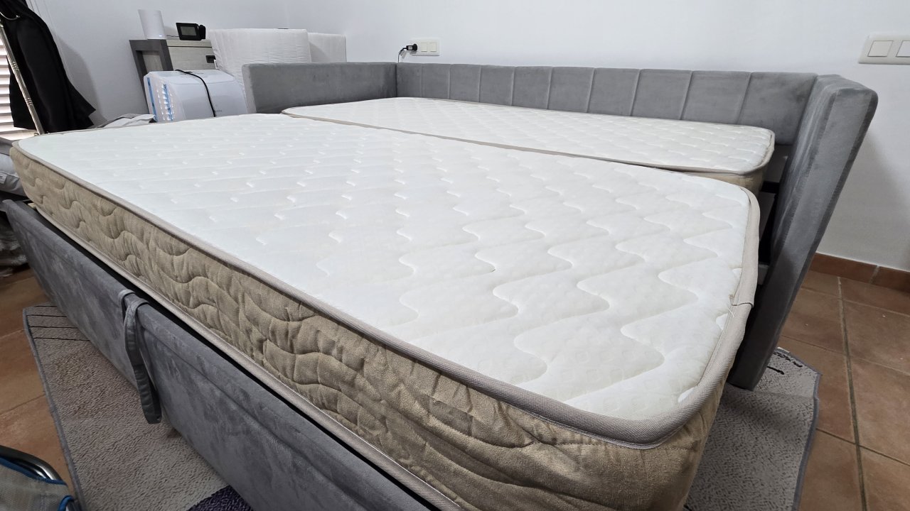 Praktisches Gästebett (200x180cm) Neuwertig (1 Monat alt, unbenutzt!)