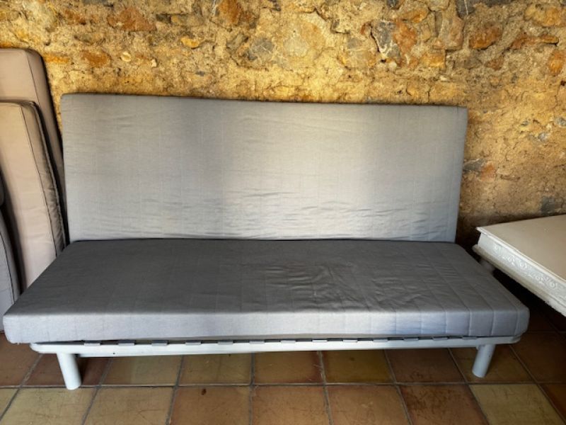 Practical folding bed/sofa bed, sleeping surface 140 x 200 cm