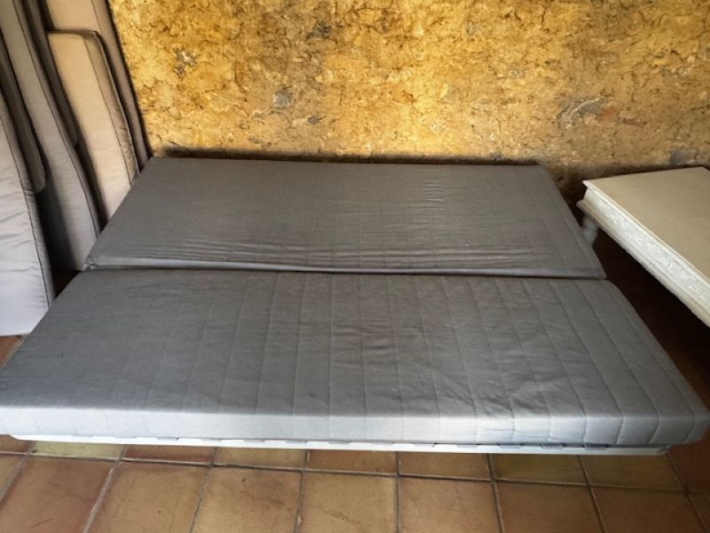 Practical folding bed/sofa bed, sleeping surface 140 x 200 cm