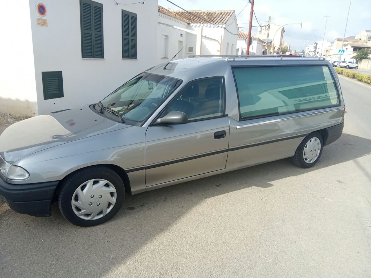 Practical, versatile diesel and useful car