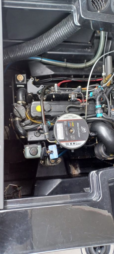 !Preissenkung! SeaRay 190 SPX Black Beauty