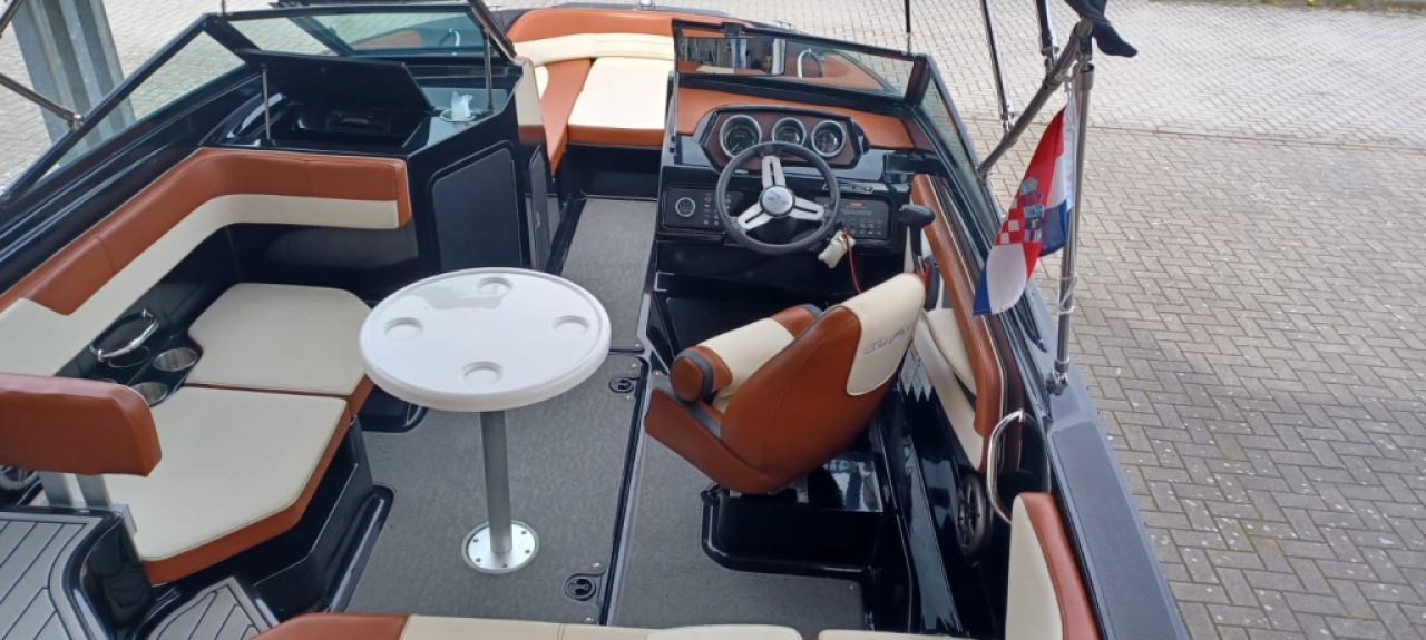 !Preissenkung! SeaRay 190 SPX Black Beauty
