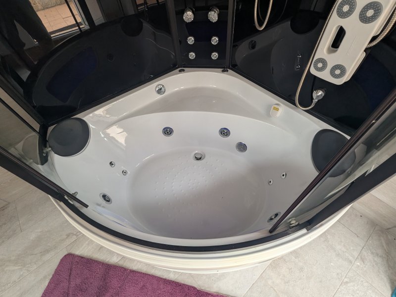 Premium Dampfdusche inkl. Whirlpool 135x135cm Neu!