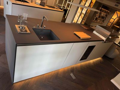 Cocina exterior Premium Lounge 3,60 m Flammkraft, Miele, Bottoms Up Beer Cocina de exposición