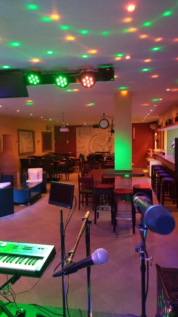 Fiesta privada para solteros mayores de 50 en la zona de Calvia - sin intereses financieros