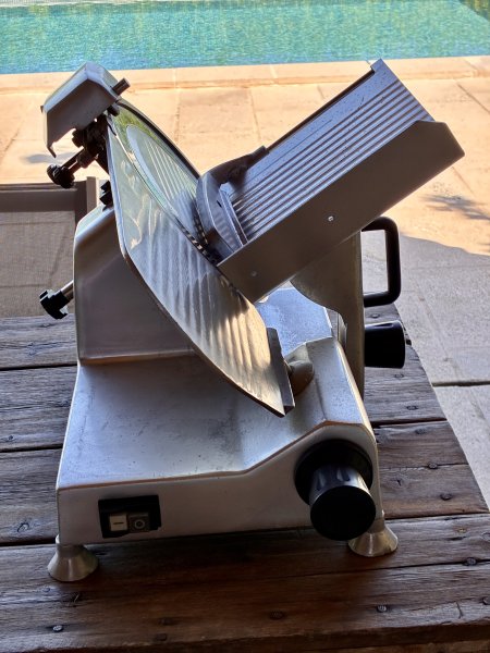 Professionelle Aufschnittmaschine