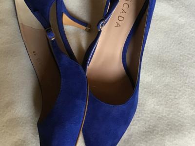 Pumps "Escada"