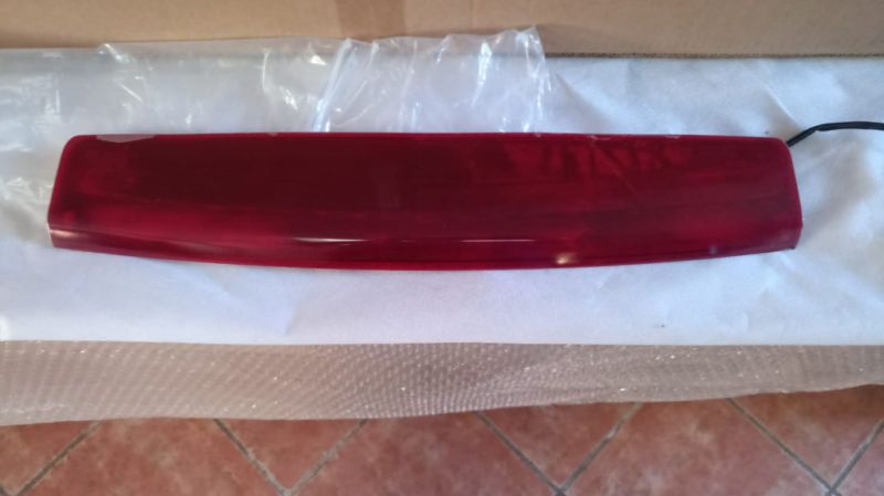 Range Rover L322 Vougue 2004 – 2009 3 Rear brake light XFG000040