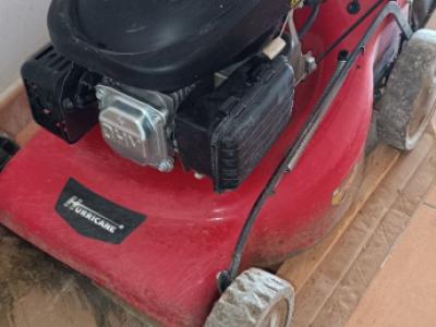 Rasenmäher, Benzin gemäss Fotos