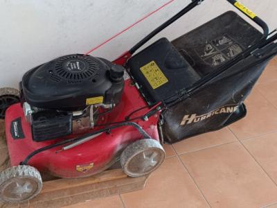 Rasenmäher, Benzin gemäss Fotos