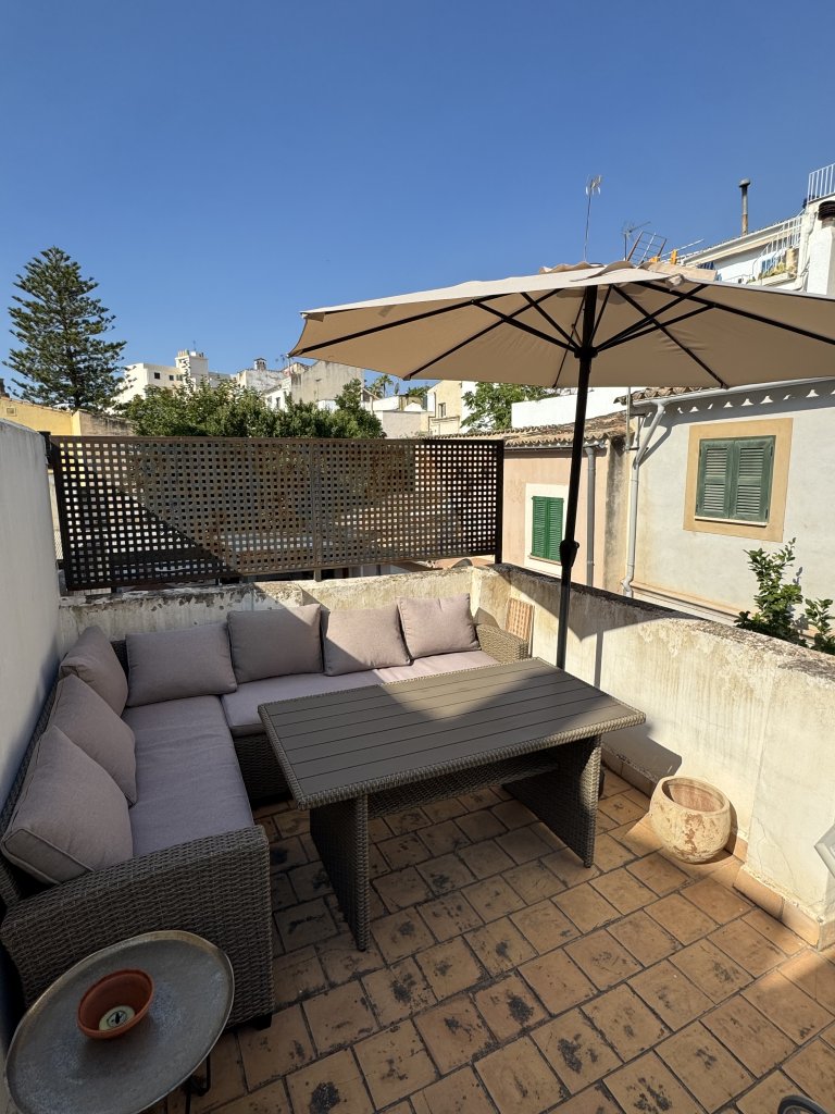 Rattan Lounge inkl. Tisch zu verkaufen