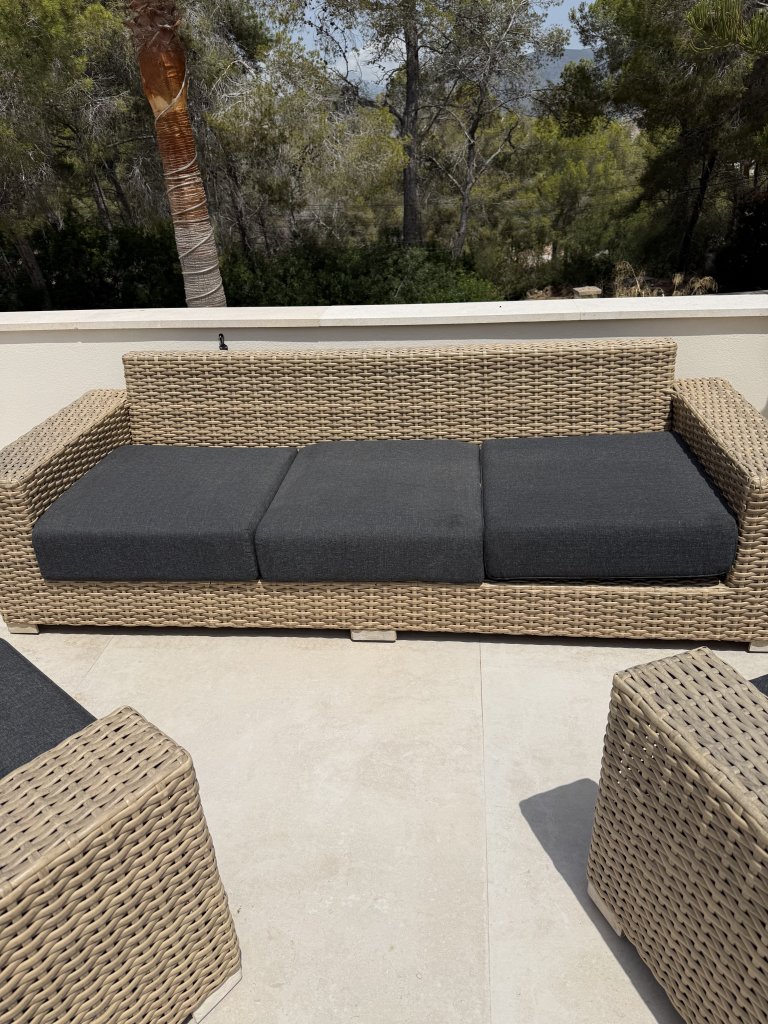 Rattan Sofa und Sessel