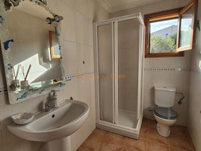 Chalet Adosado en Zona Residencial de Cala Mandia