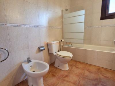 Chalet Adosado en Zona Residencial de Cala Mandia