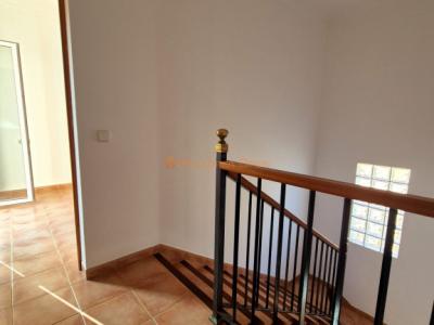 Chalet Adosado en Zona Residencial de Cala Mandia