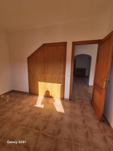 Chalet Adosado en Zona Residencial de Cala Mandia