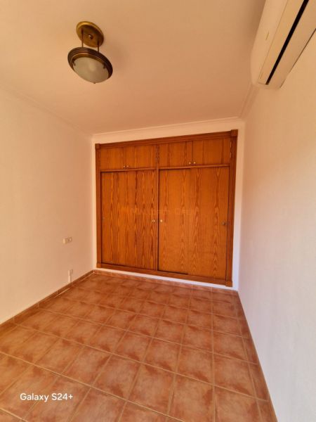 Chalet Adosado en Zona Residencial de Cala Mandia