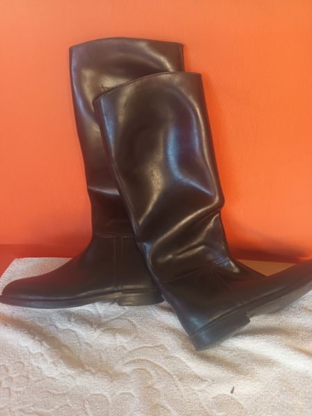 Riding boots, faux leather