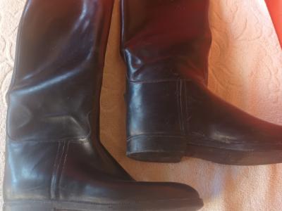 Riding boots, faux leather