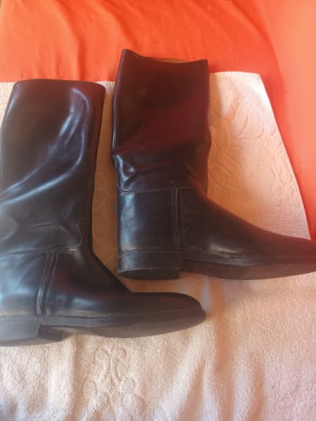 Riding boots, faux leather
