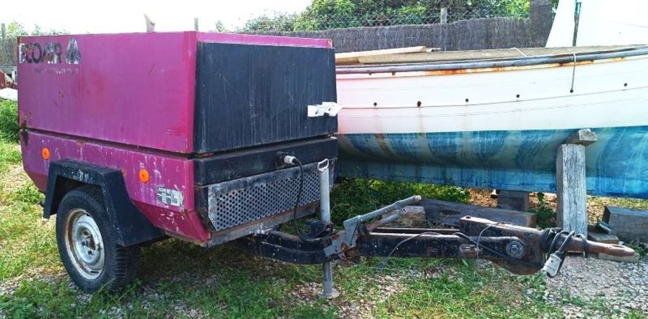 REMOLQUE COMPRESOR ECOAIR F 30 BAUKOMPRESSOR Baustellen - Pressluftkompressor Pressluft - Hammer