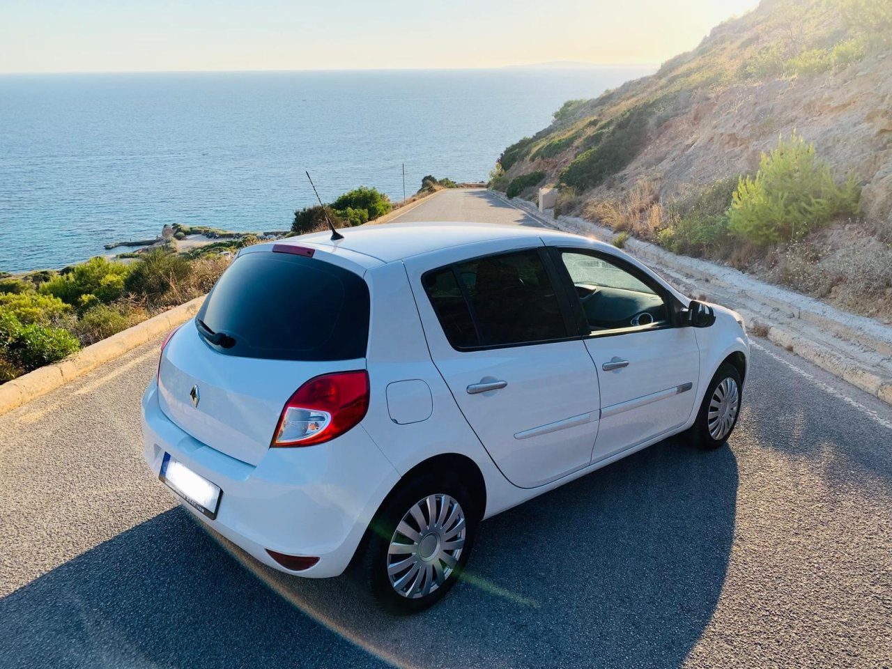Renault Clio 1.6 Air Conditioning TÜV 04/28