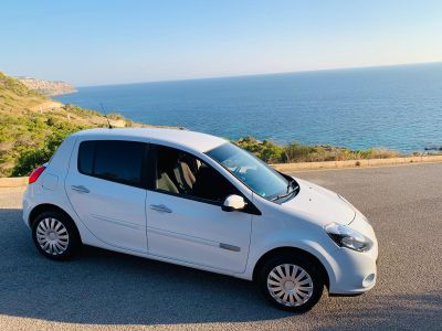 Renault Clio 1.6 Air Conditioning TÜV 04/28