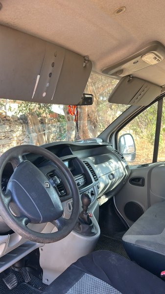 Renault Trafic 2.0 dCi 115 furgoneta bien cuidada en venta