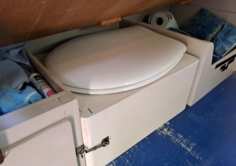 Renault Trafic  DCi 115 mit Campervan Zulassung Spanien Kilometerstand NUR 85.350Km (ein Eigner)