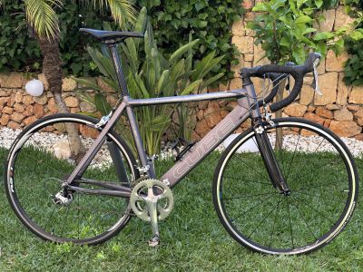 Road bike CUBE 700 C