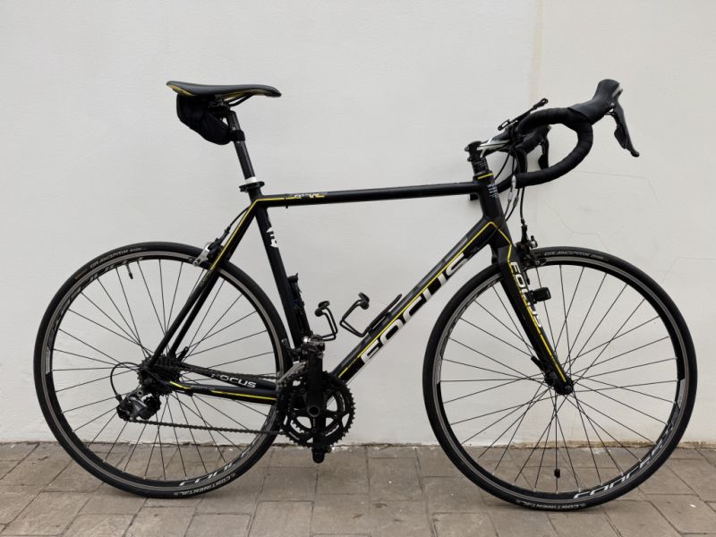 Road bike by Focus for sale