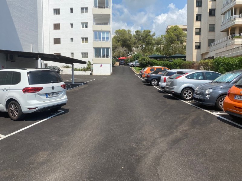 Piso reformado de 3 dormitorios con 2 plazas de garaje en Puerto Portals, a a 15 minutos  de Palma