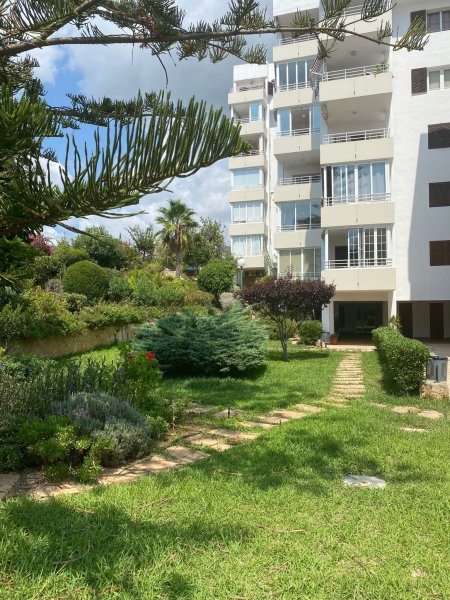 Piso reformado de 3 dormitorios con 2 plazas de garaje en Puerto Portals, a a 15 minutos  de Palma