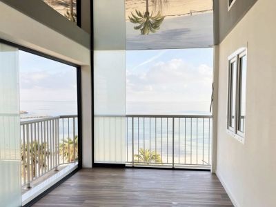 Renovierte Wohnung in Strandnähe & Meerblick