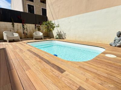 General renovations (self-employed).